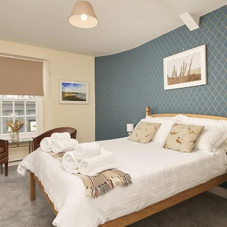 The White Hart Hotel Modbury Luaran gambar