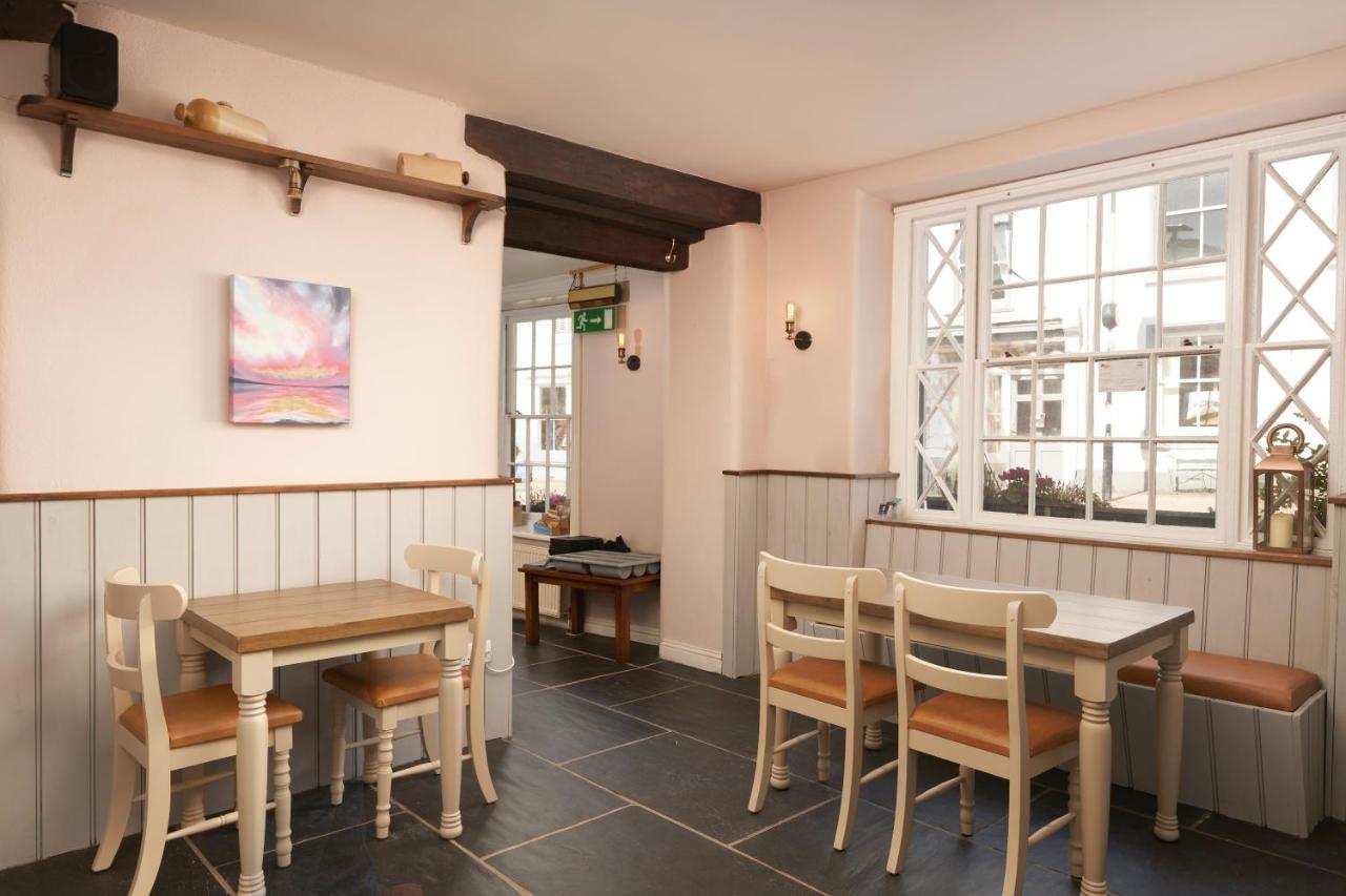 The White Hart Hotel Modbury Luaran gambar