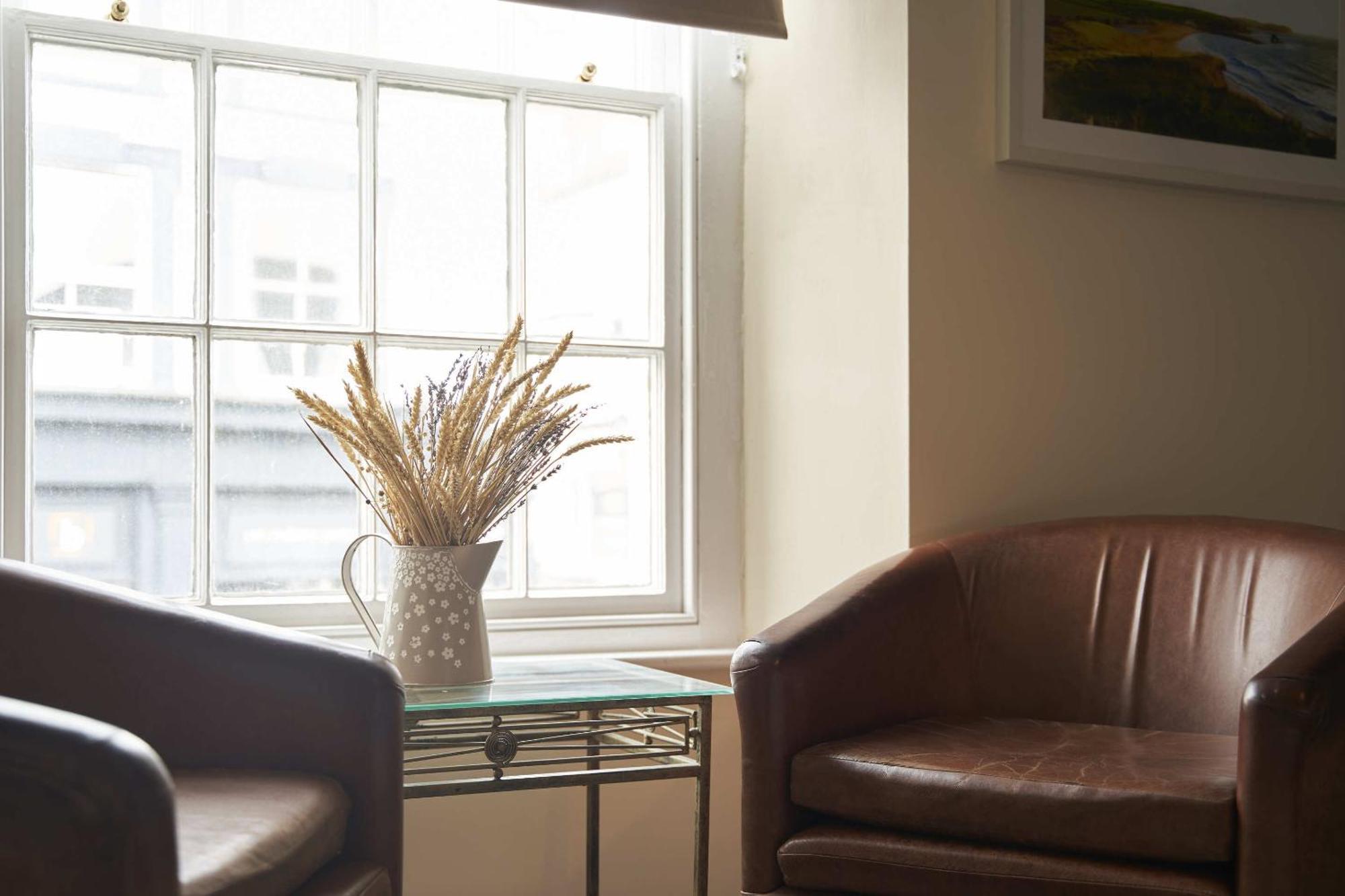 The White Hart Hotel Modbury Luaran gambar