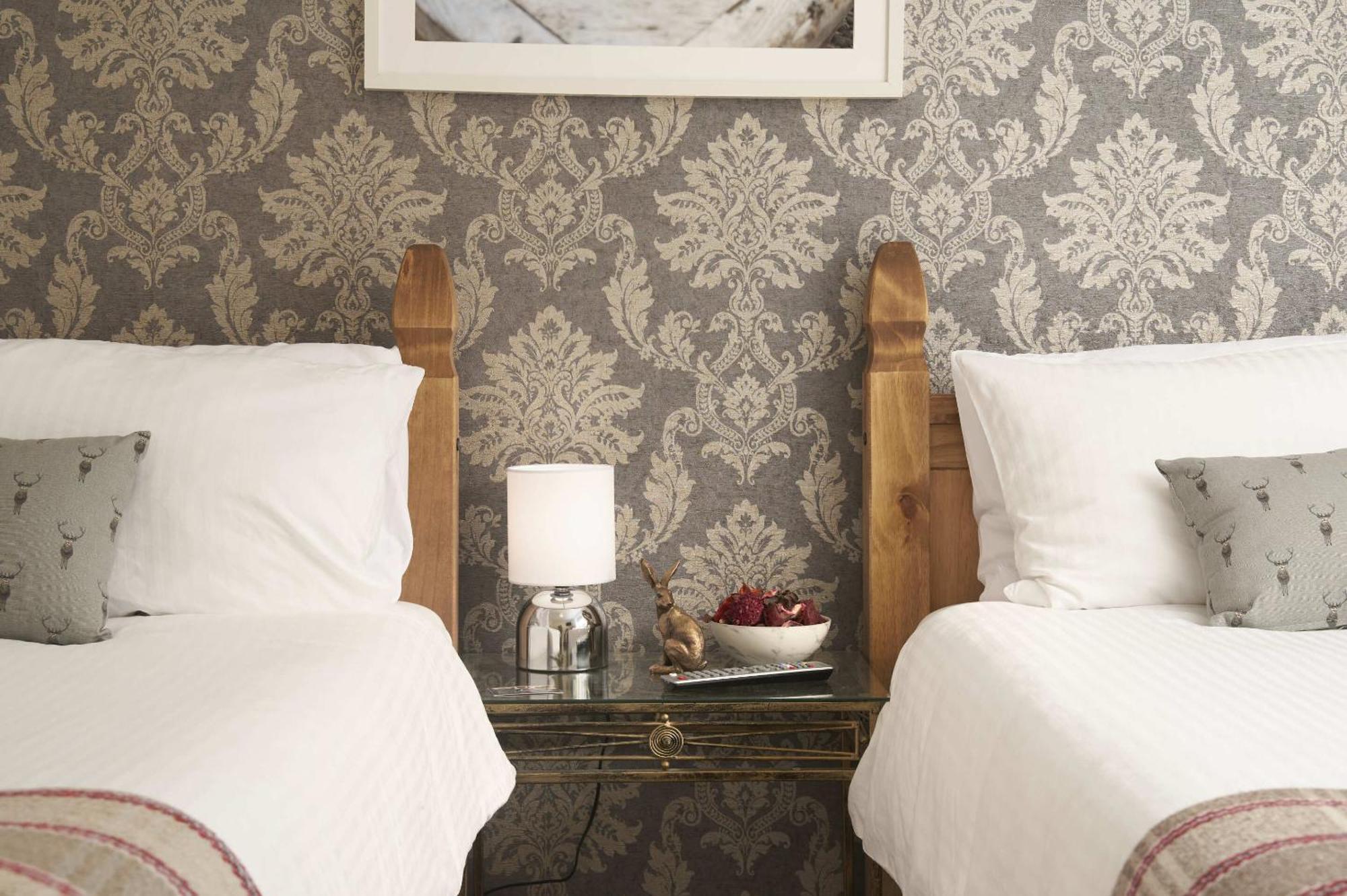 The White Hart Hotel Modbury Luaran gambar